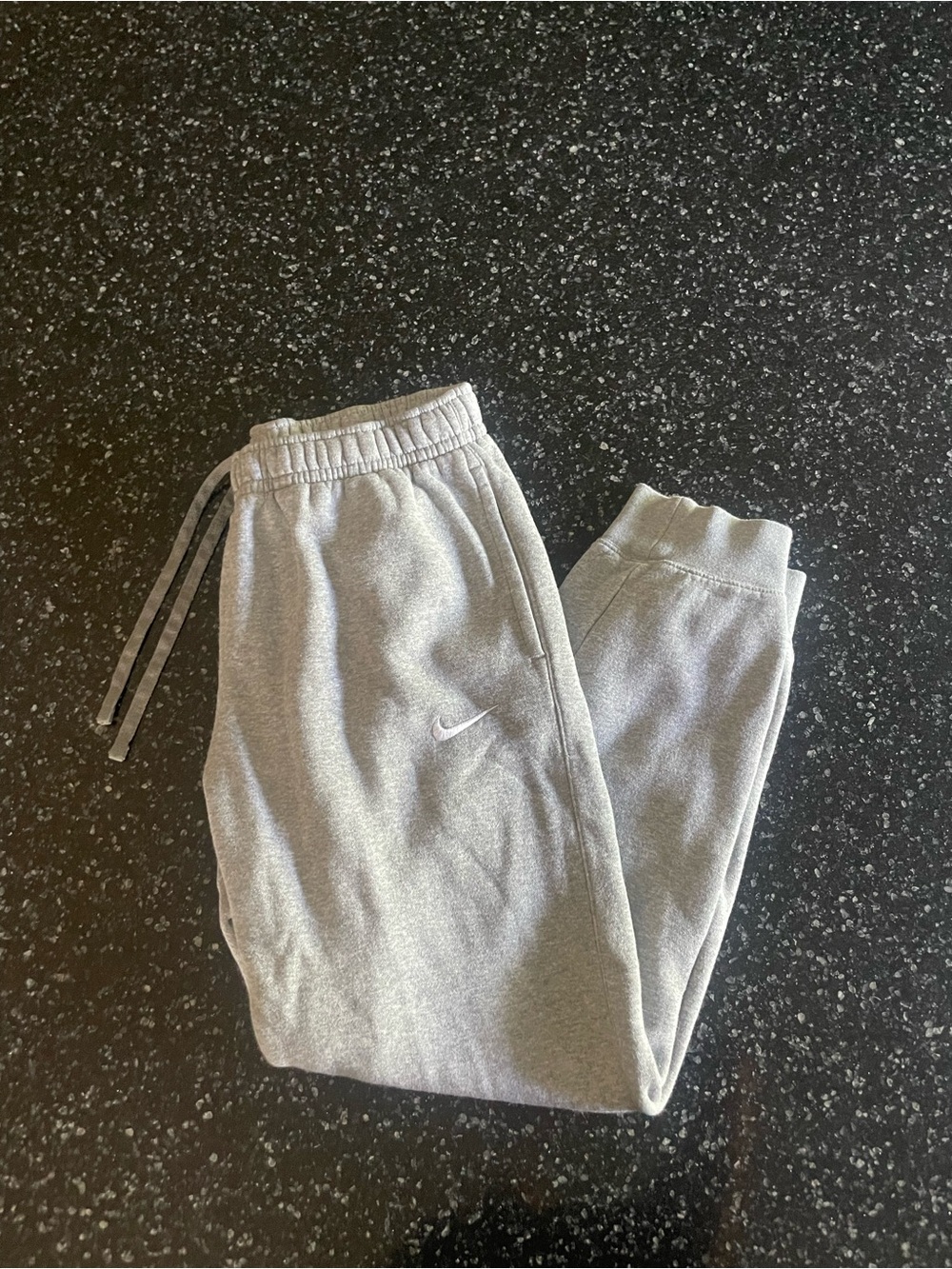 Nike Men's Light Gray Fleece Joggers with Swoosh